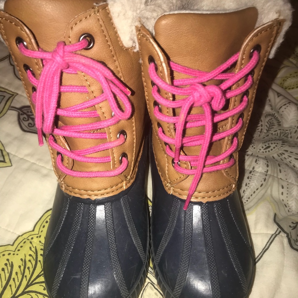 Gap girls rain boots size 12/13